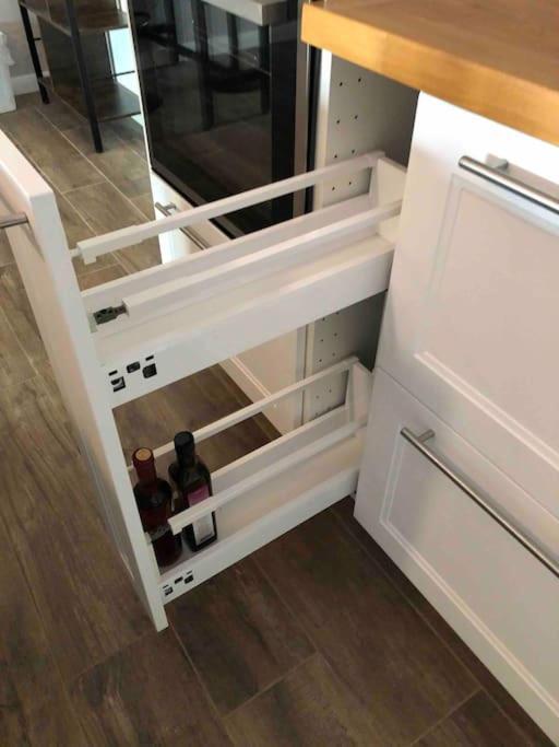 Stylisches Maybach Appartement Mit Terrasse Fuer 5 Personen, 5 Betten, Grosse Kochinsel, Homeoffice Mit 250Mbit Wlan Aidlingen Eksteriør bilde