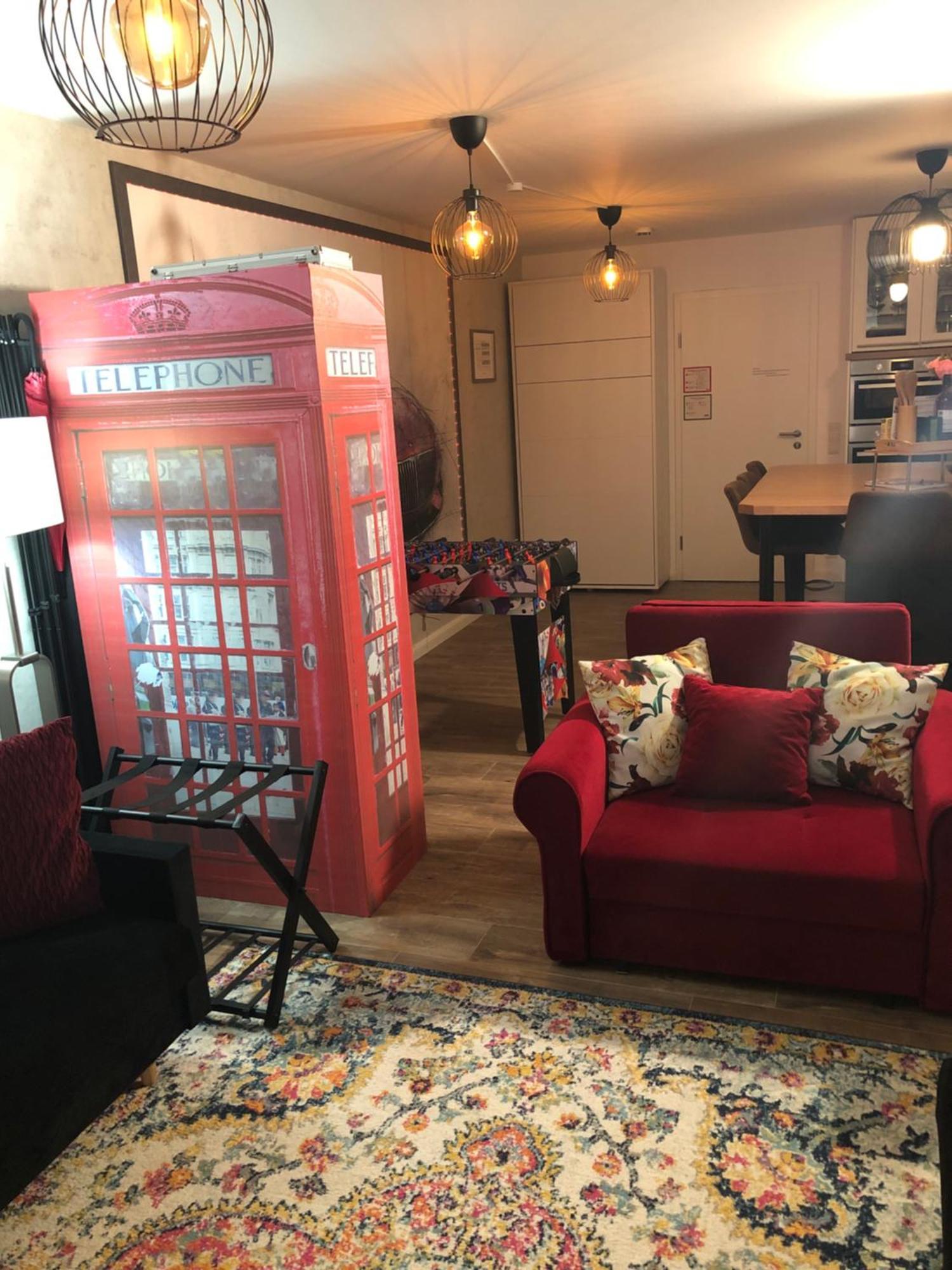 Stylisches Maybach Appartement Mit Terrasse Fuer 5 Personen, 5 Betten, Grosse Kochinsel, Homeoffice Mit 250Mbit Wlan Aidlingen Eksteriør bilde