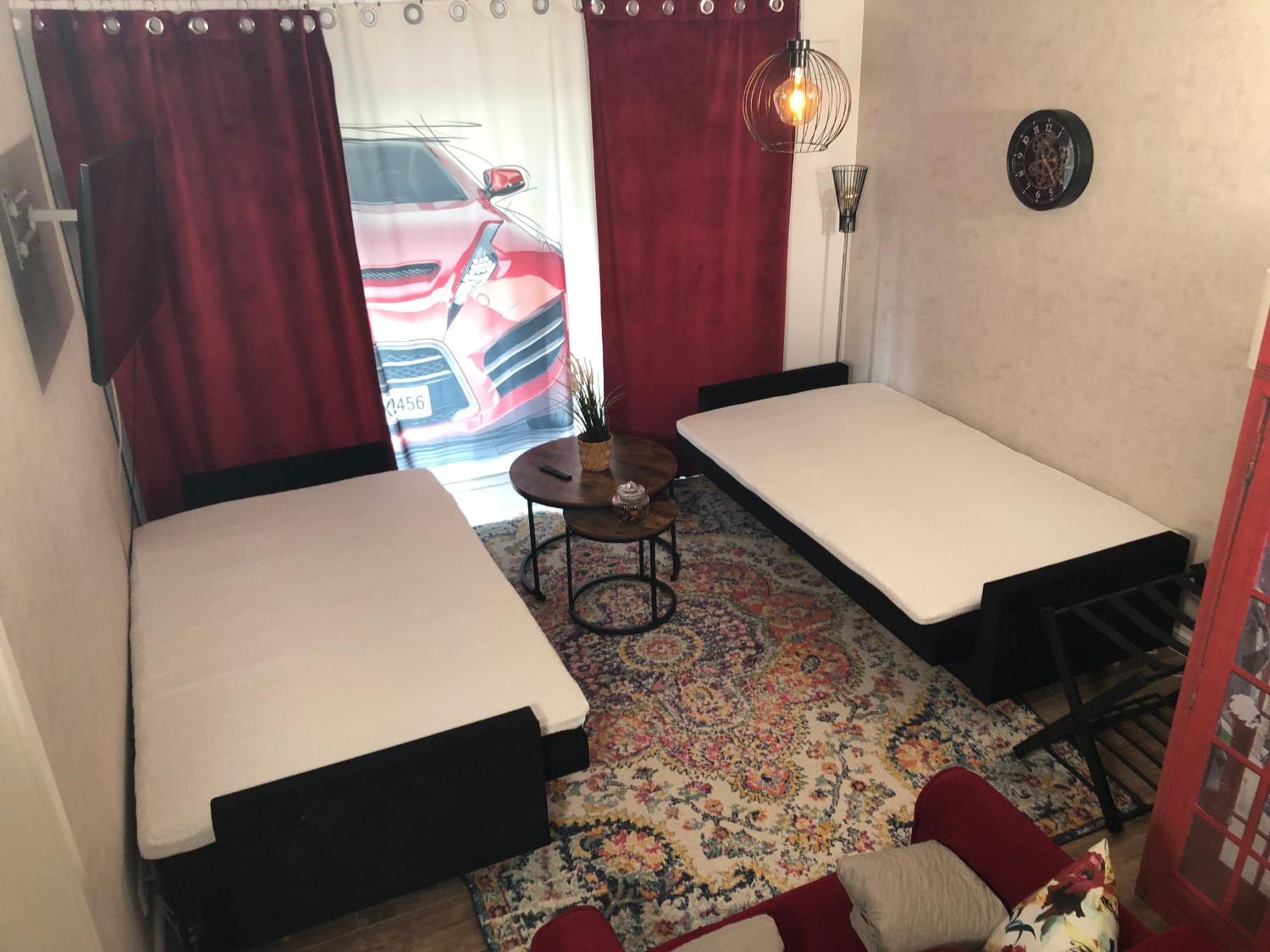 Stylisches Maybach Appartement Mit Terrasse Fuer 5 Personen, 5 Betten, Grosse Kochinsel, Homeoffice Mit 250Mbit Wlan Aidlingen Eksteriør bilde